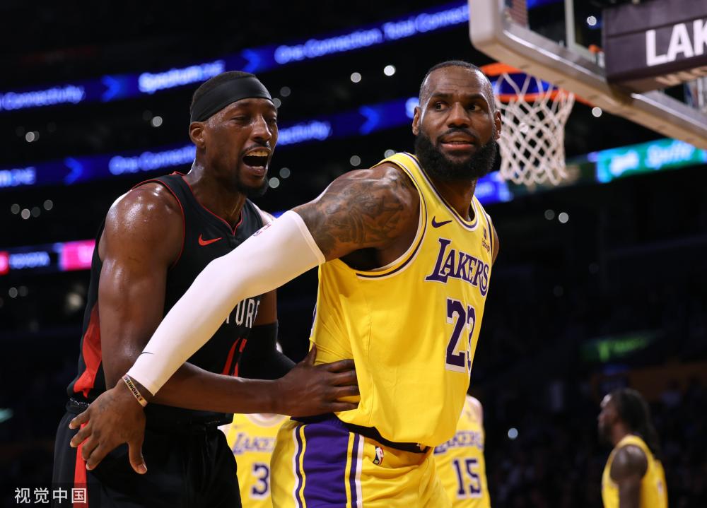 都对他表现 都对他表现