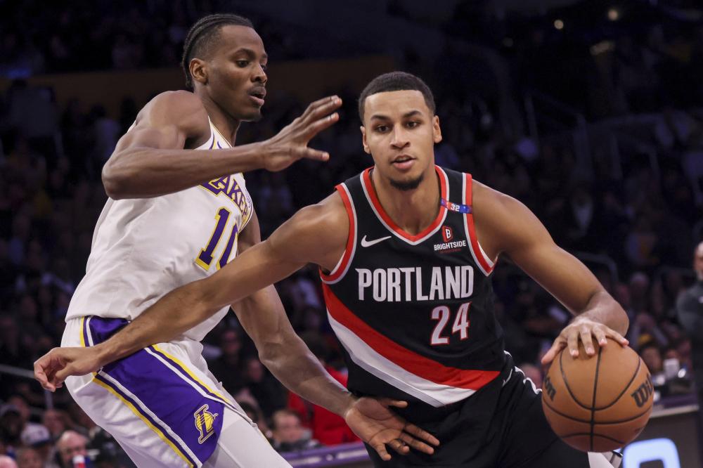 出浓厚的兴 出浓厚的兴