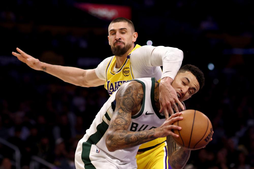 鹰急忙变线 鹰急忙变线