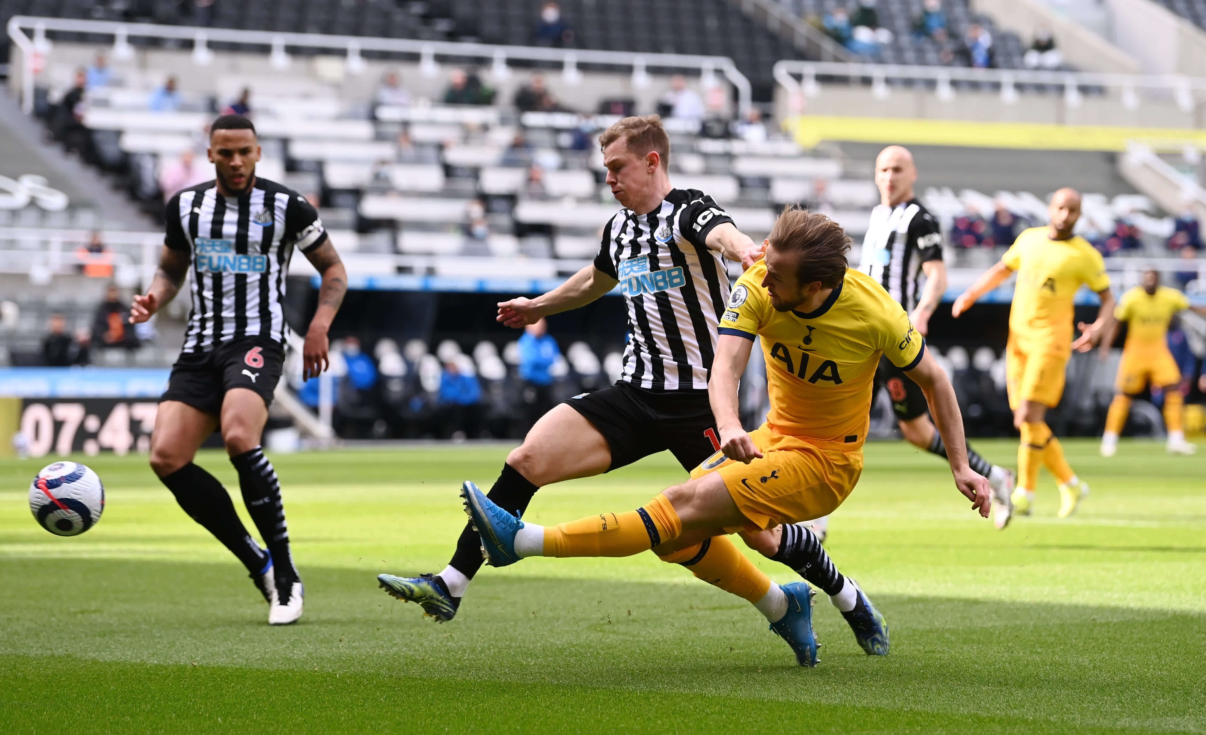 从而打破了 从而打破了